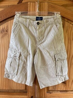 Men's American Eagle Longboard tan khaki cargo shorts size 26